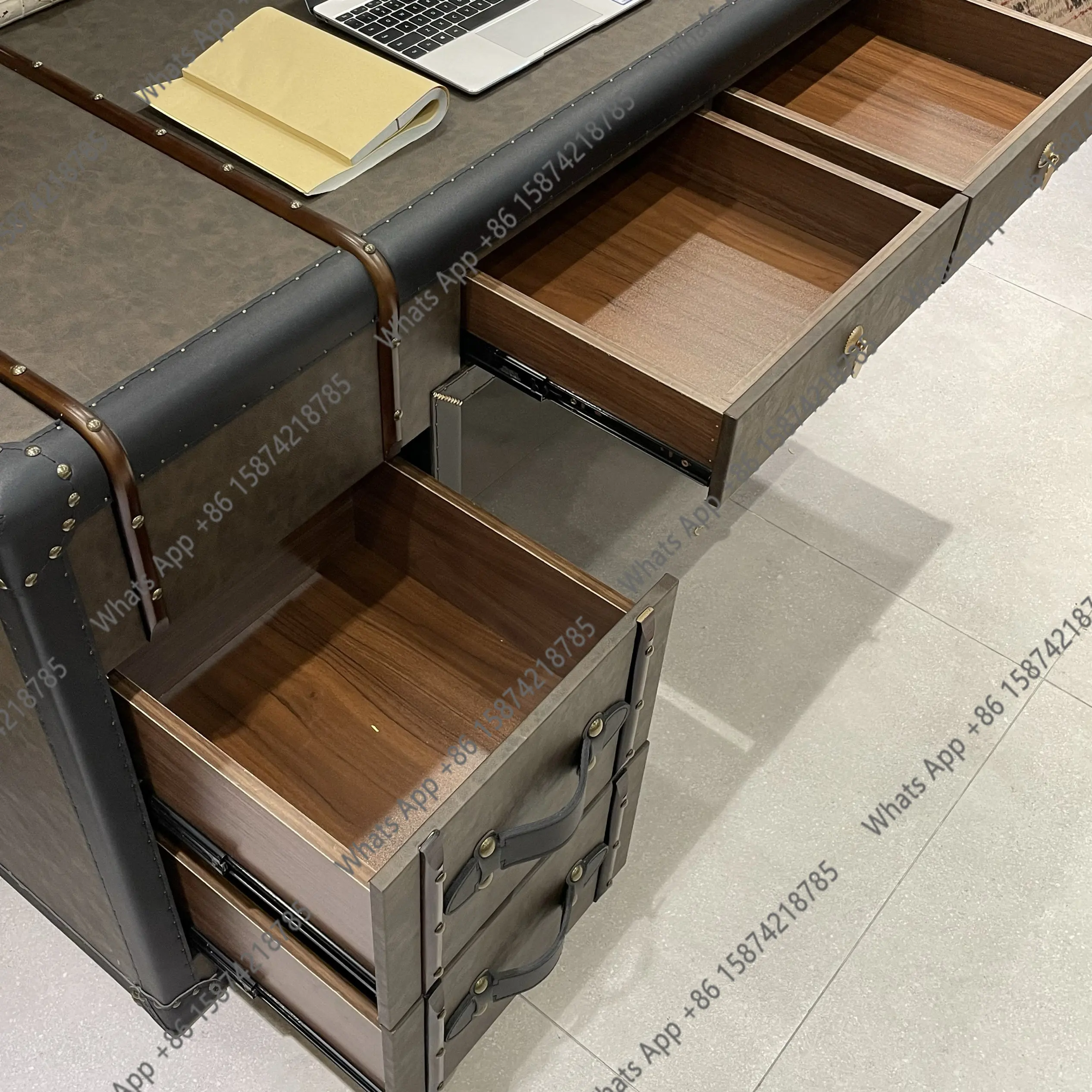 โต๊ะทำงานประธานแบบอเมริกันเรโท - Office Furniture Second Hand บทวิจารณ์และราคา