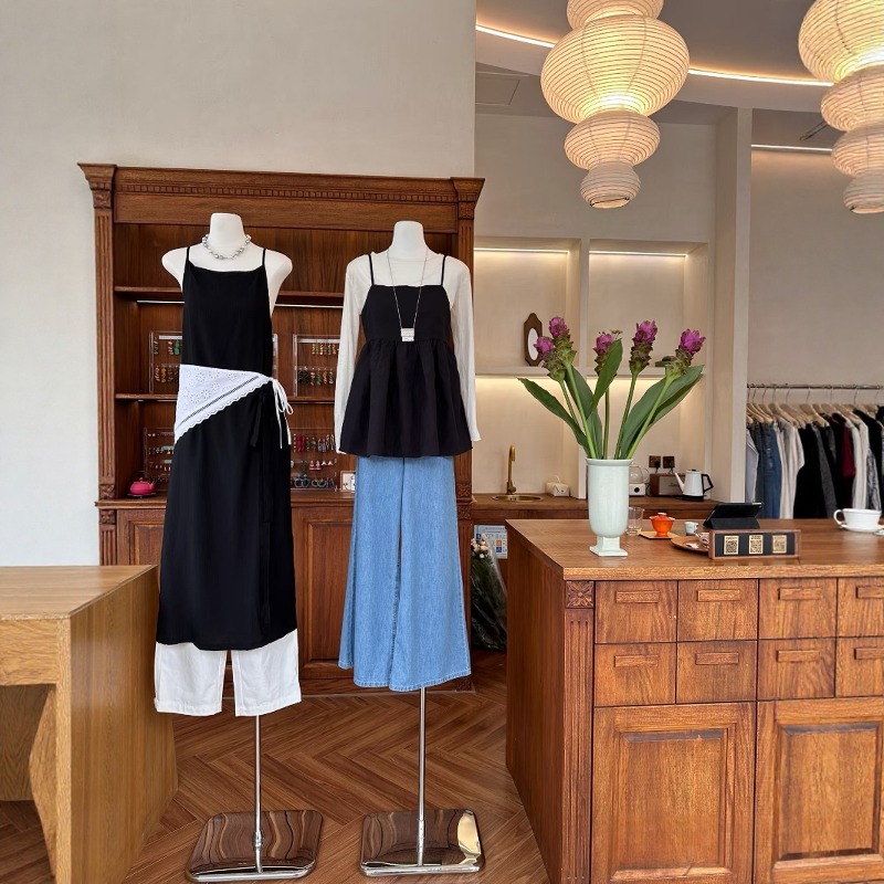 ร้านขายเสื้อผ้า, เคาน์เตอร์แคช - Office Furniture Second Hand บทวิจารณ์และราคา